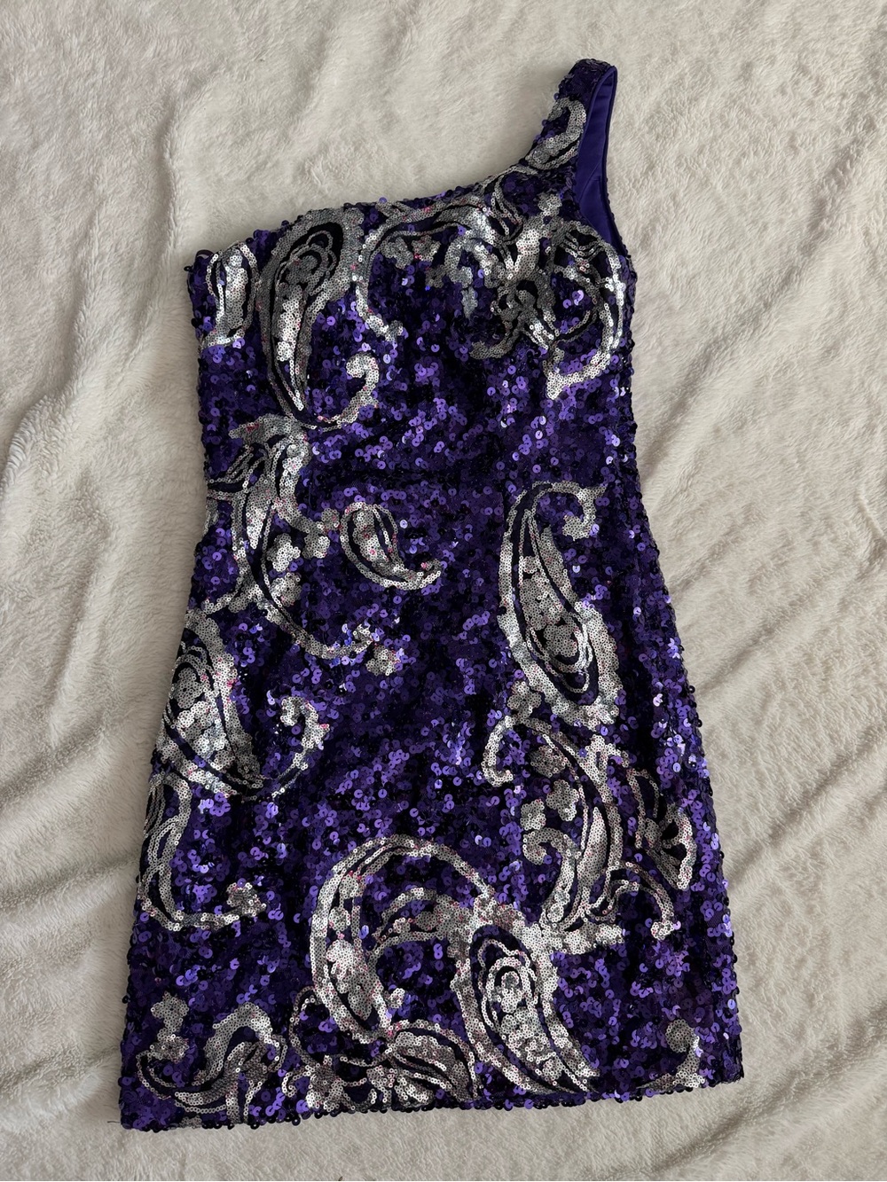 Nina Canacci One-Shoulder Purple Sequin Dress with Silver Paisley